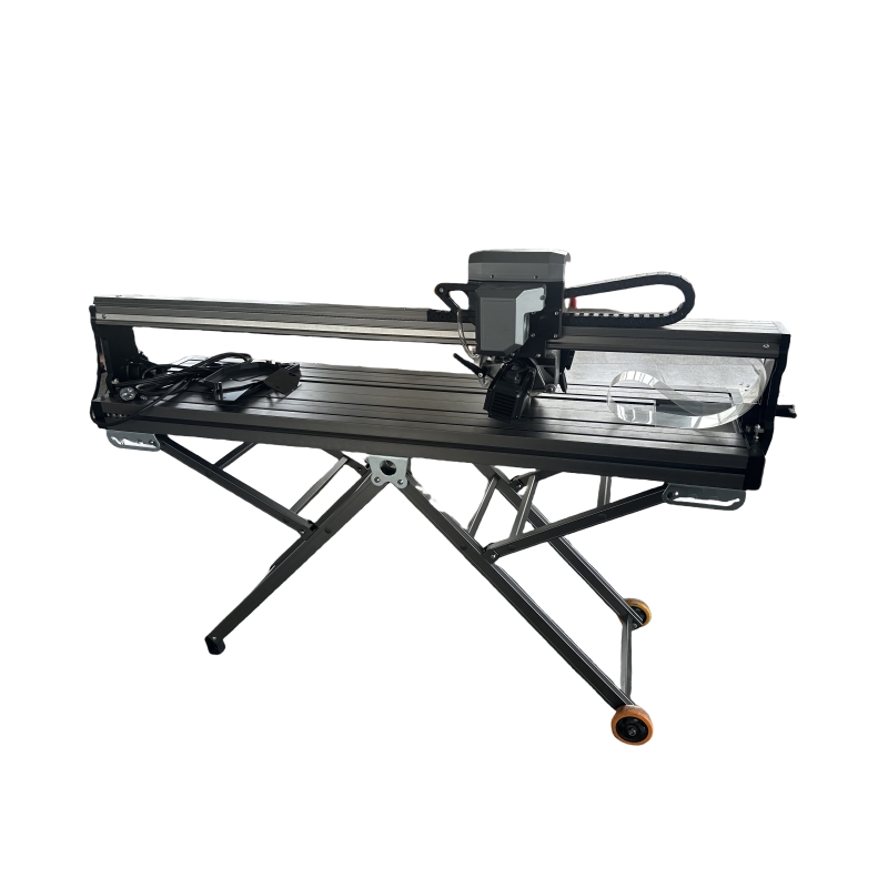 Ceramic tile cutting machine correct operation method